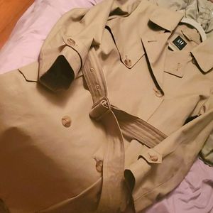 Gap trench coat